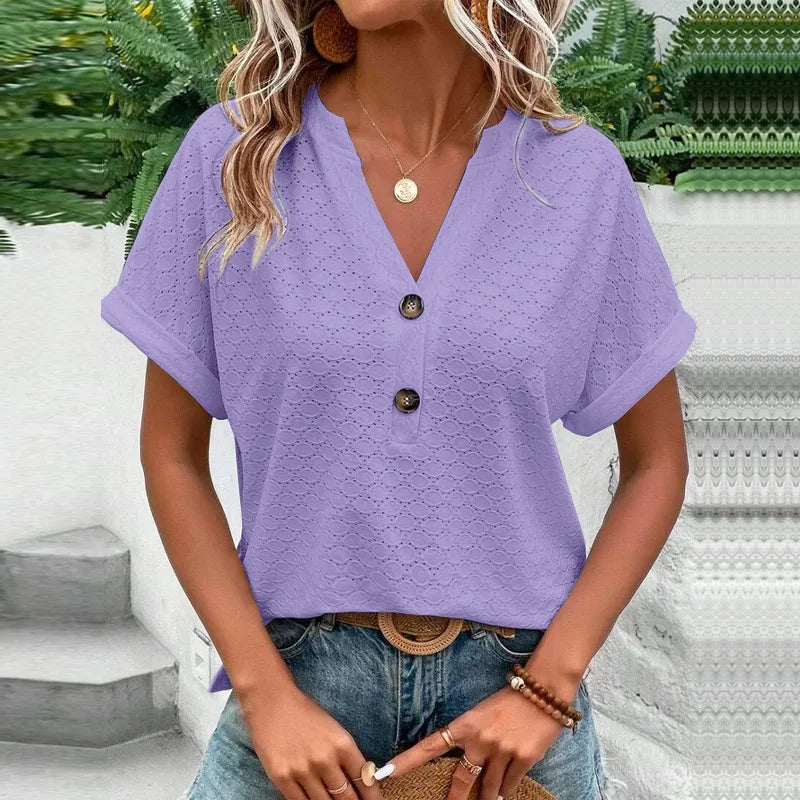 Blusa Feminina com Decote em V e Botões