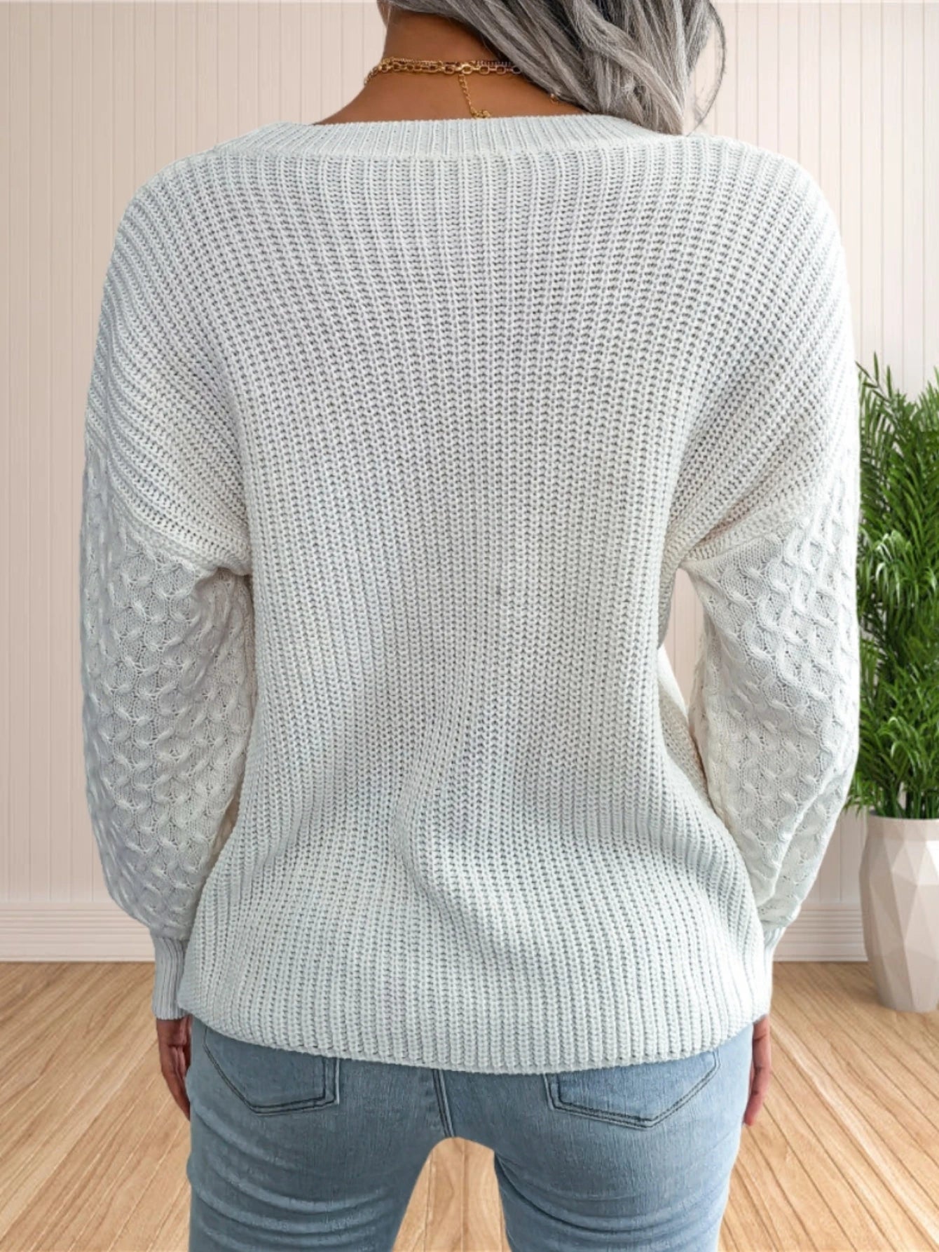 Blusa Manga Longa de Malha com Gola Redonda