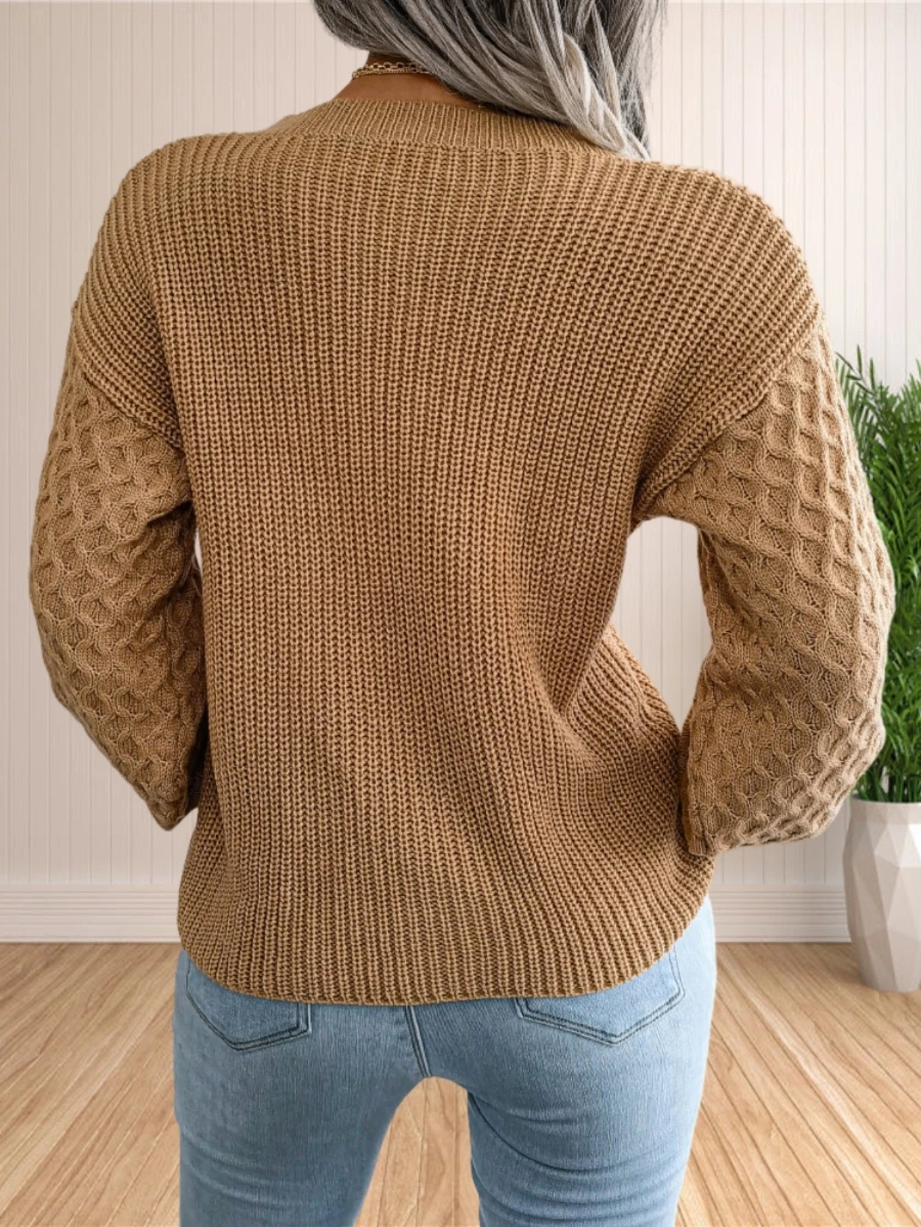 Blusa Manga Longa de Malha com Gola Redonda