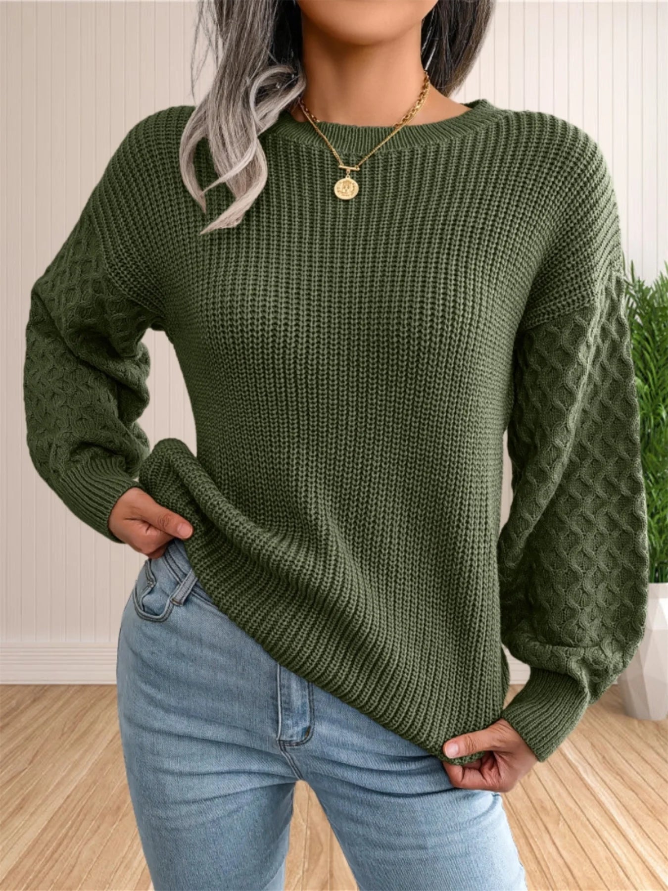 Blusa Manga Longa de Malha com Gola Redonda