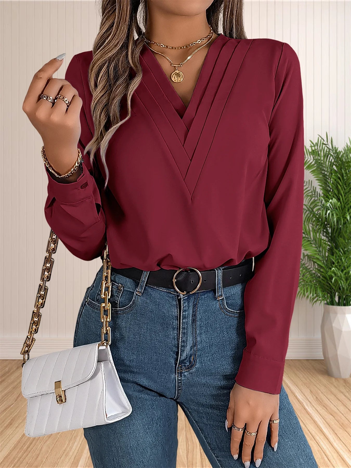 Blusa em Camadas com Decote em V Manga Longa
