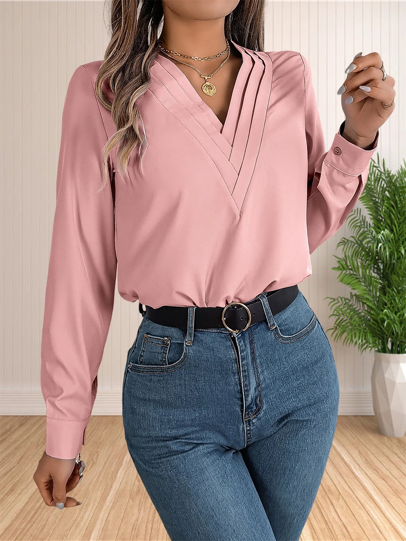 Blusa em Camadas com Decote em V Manga Longa