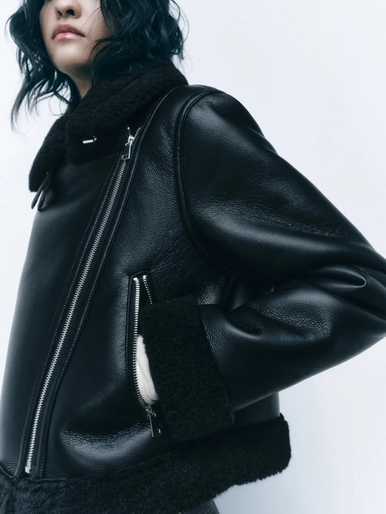 Jaqueta Preta de Couro Feminina Zipper Retro Cropped