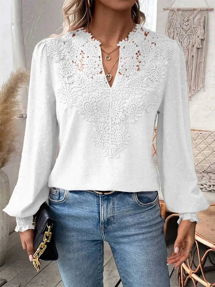 Blusa Rendada com Decote em V