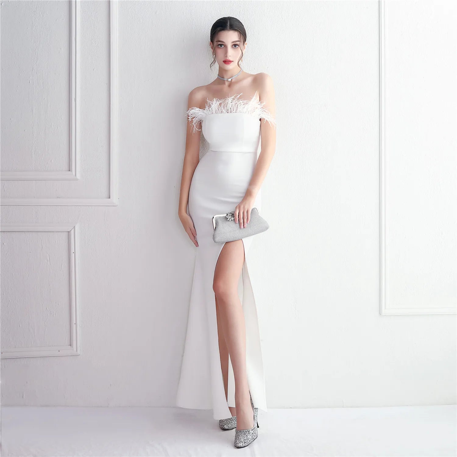 YIDINGZS 2023 Fora Do Ombro Pena Longo Sexy Fenda De Cetim Vestido Até O Chão Cor Verde Noite Festa Vestido Da Celebridade Maxi