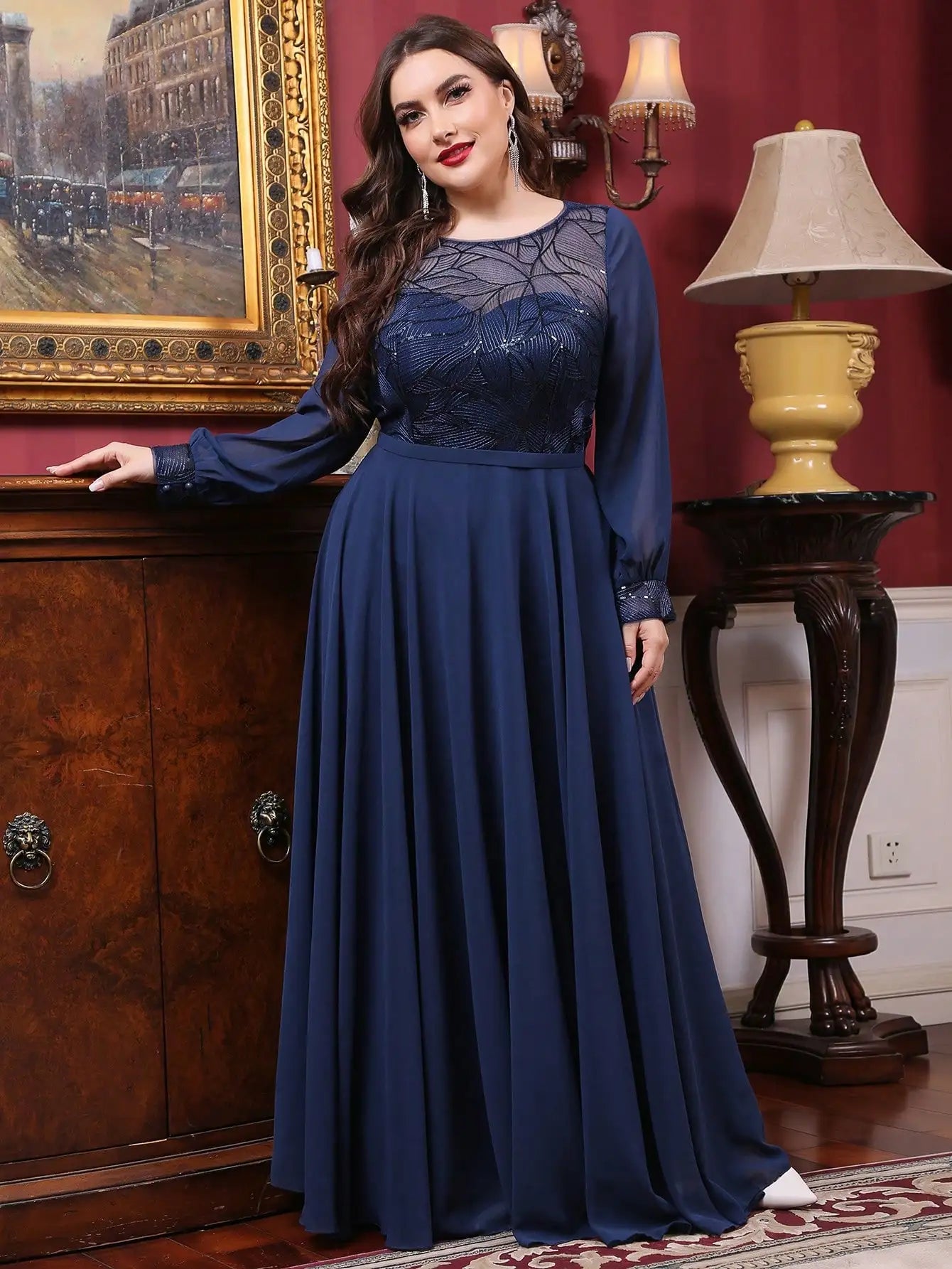 Vestido Azul Longo Plus Size em Torno do Pescoço Transparente