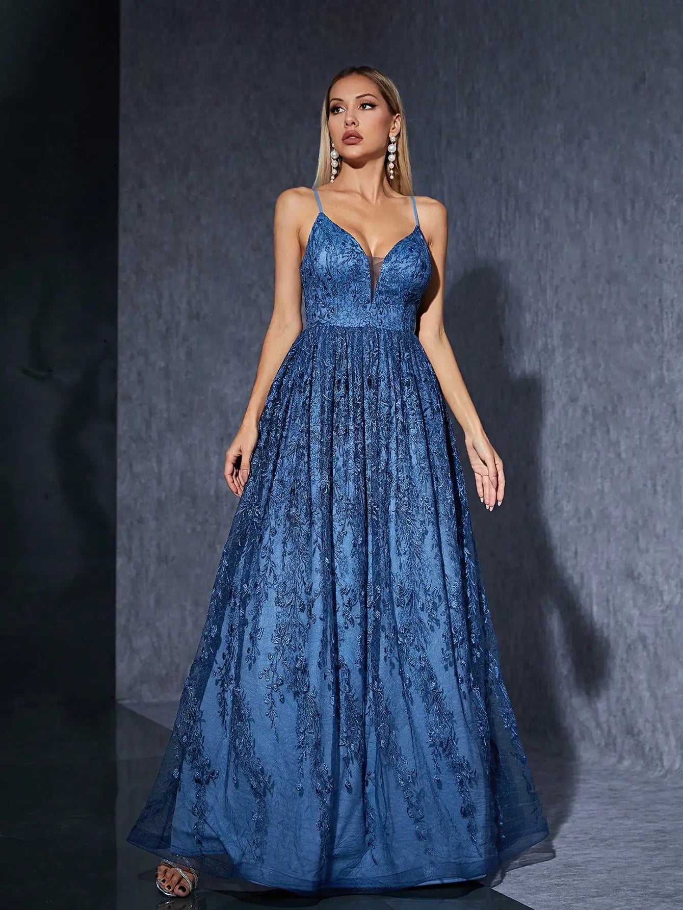 Vestido Azul Marinho Longo Yvone Bordado