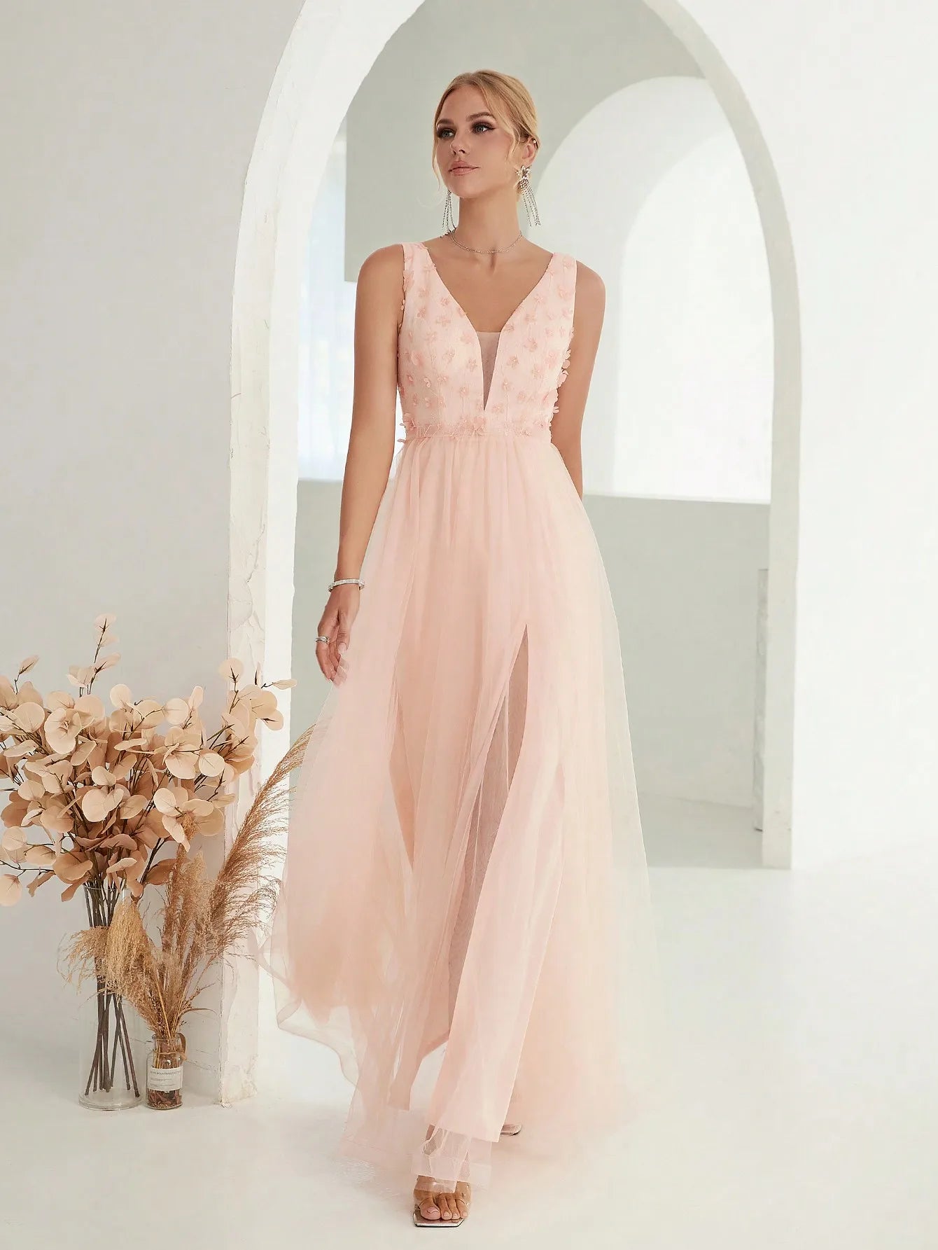 Vestido Longo Bordado Lantejoulas 3D Decote em V