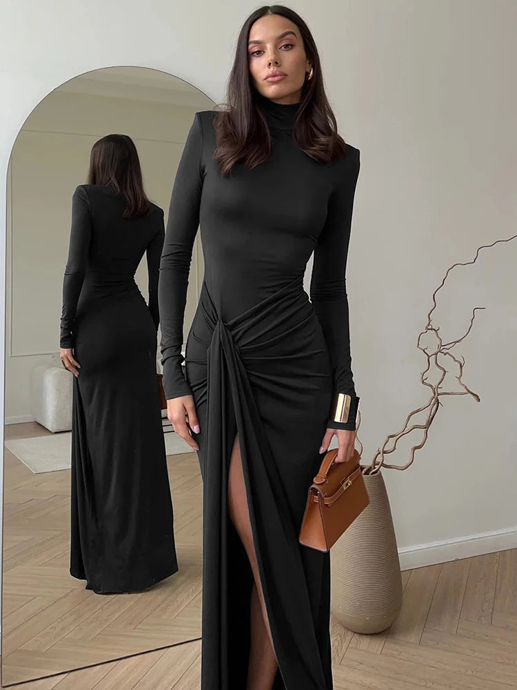 Vestido Longo Gola Alta com Fenda