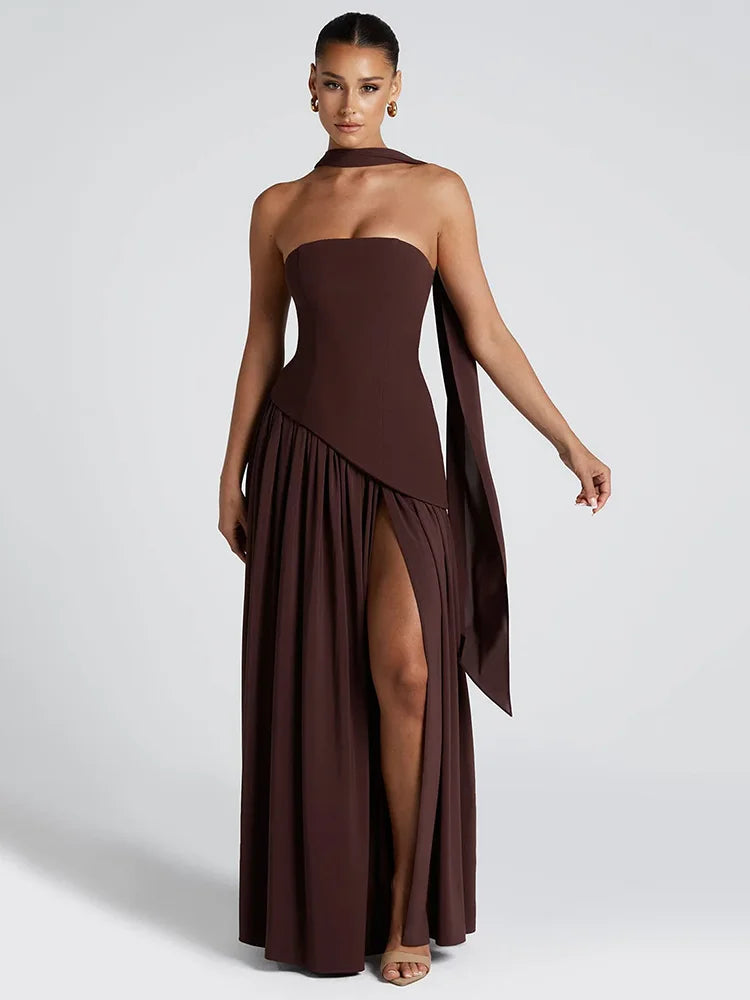 Vestido Longo Magnética Decote Ousado