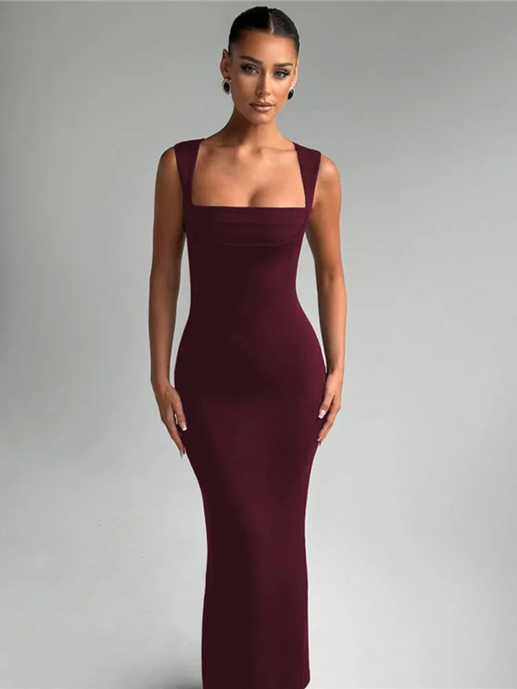 Vestido Longo Radiante Decote Quadrada