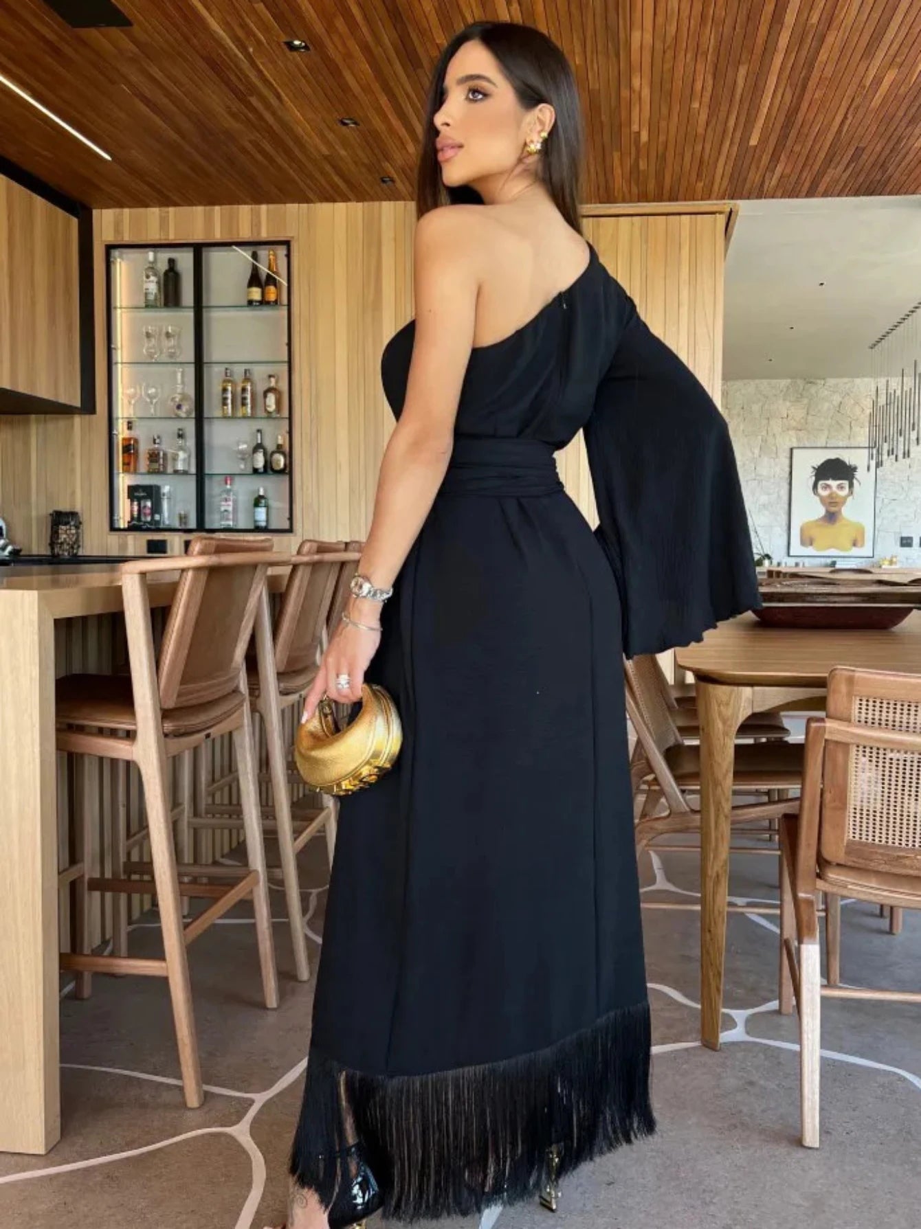 Vestido Maxi Ombro Único com Babados