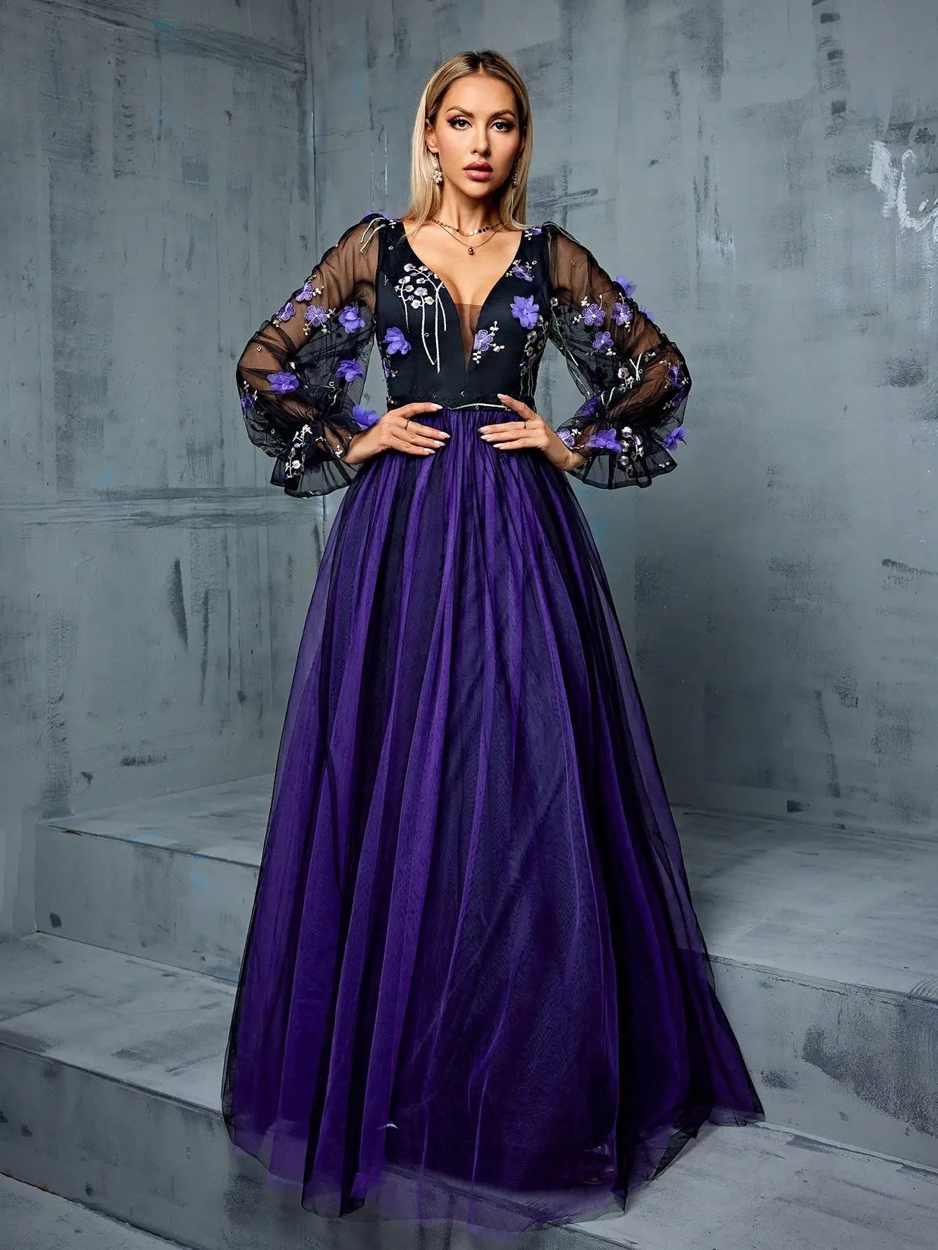 Vestido Roxo Longo Flor Bordado