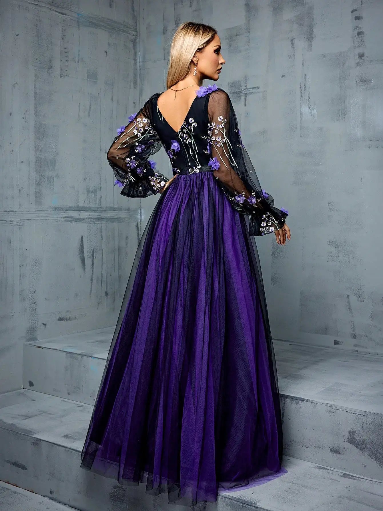 Vestido Roxo Longo Flor Bordado