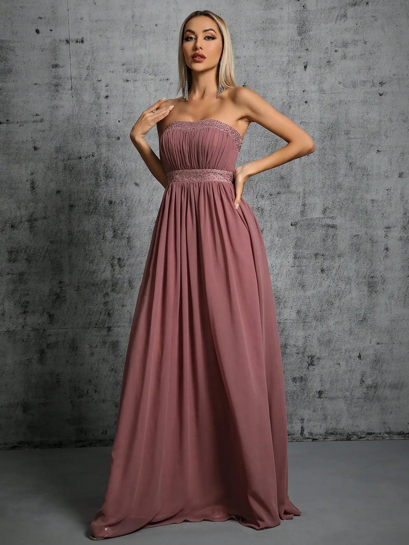 Vestido Rubi Longo Busto Bainha Renda Diamante Chiffon