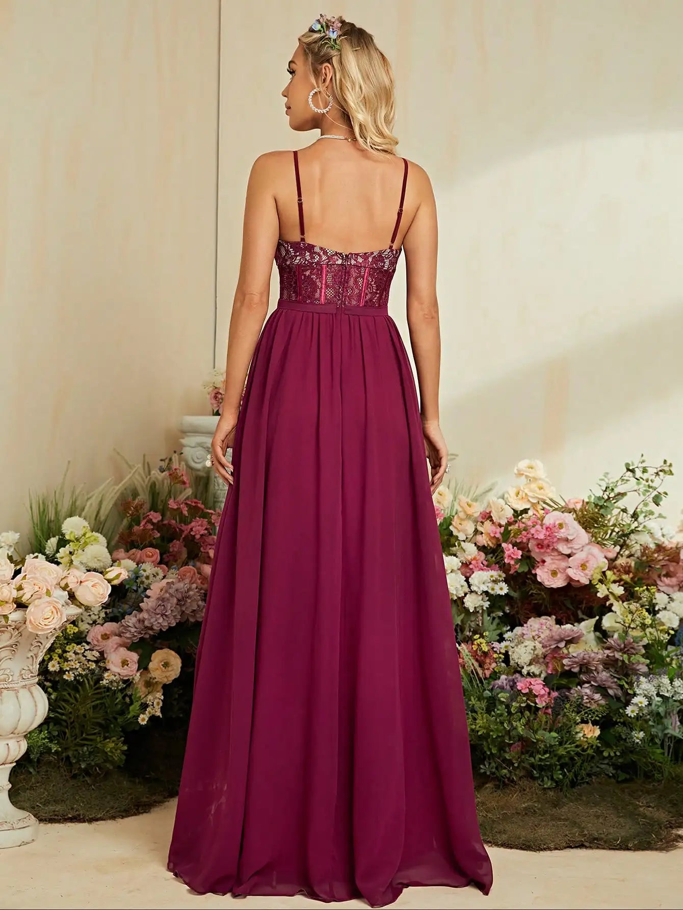 Vestido Rubi Longo Renda Bainha Chiffon Fenda