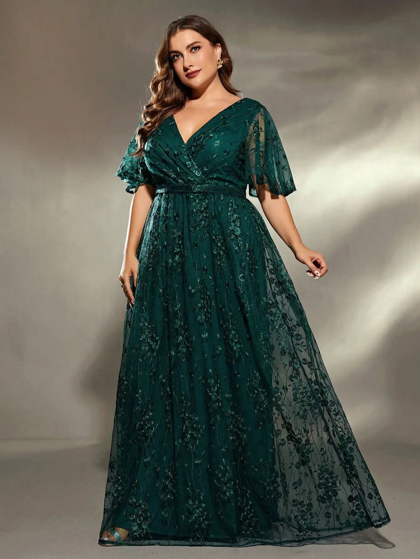Vestido Verde Escuro Longo Plus Size Renda Bordada