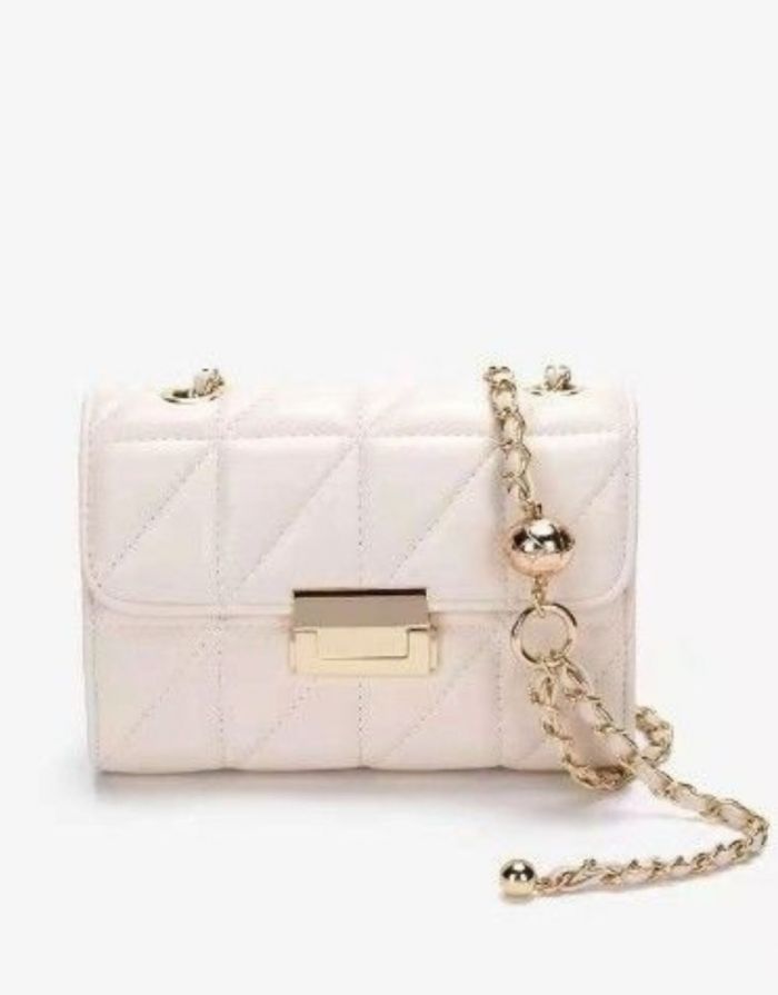 Bolsa Off White Feminina Treliça Pequena Tiracolo Matelassê