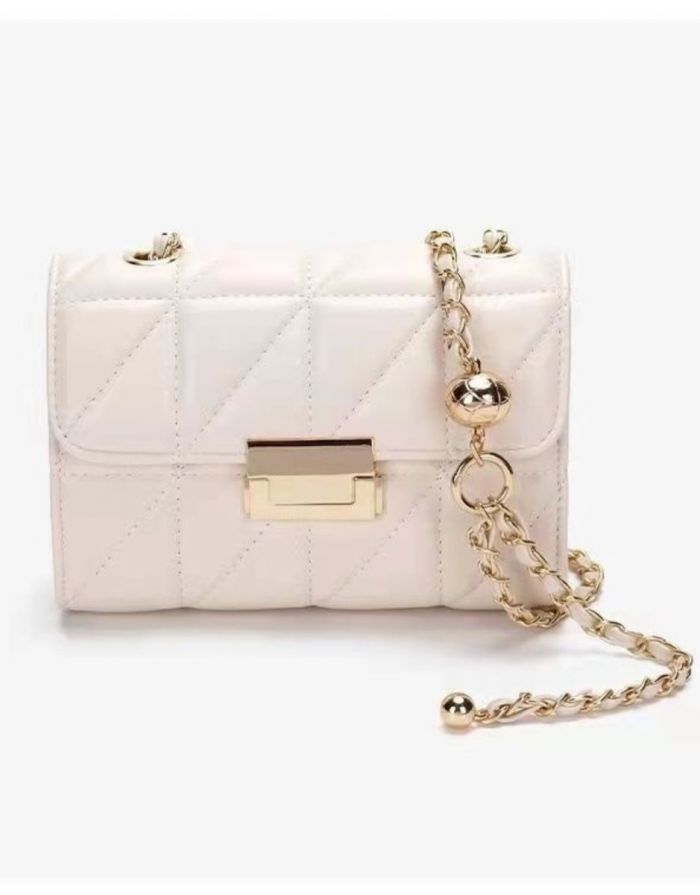 Bolsa Off White Feminina Treliça Pequena Tiracolo Matelassê