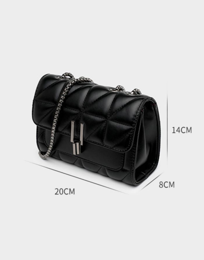 Bolsa Preta Feminina Alça Corrente Matelassê