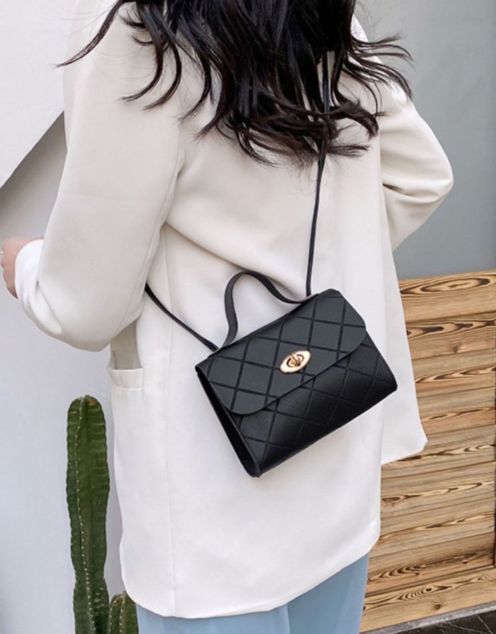 Bolsa Preta Feminina Pequena Luna Couro