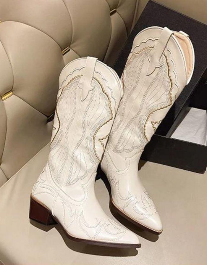 Bota Feminina Bege Couro Cano Médio Western