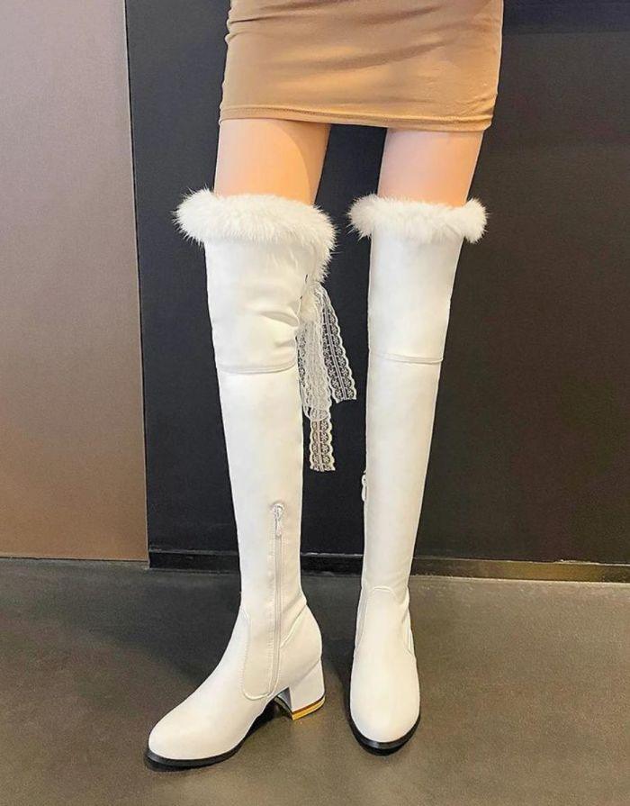 Bota Feminina Branca Cano Alto Pele de Pelúcia