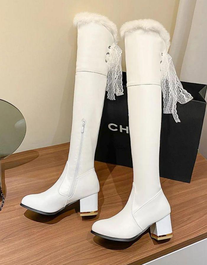 Bota Feminina Branca Cano Alto Pele de Pelúcia