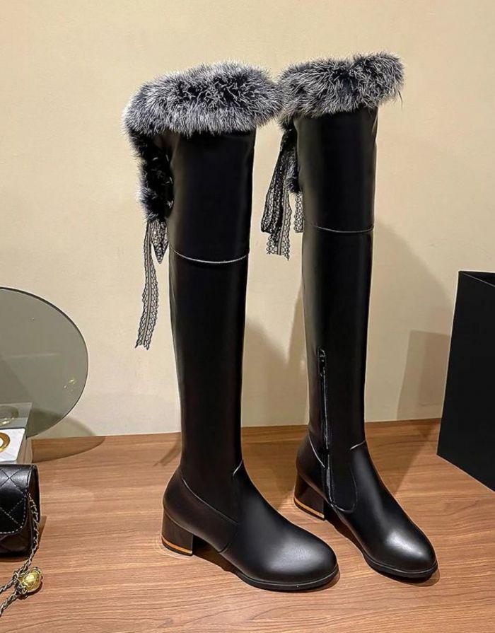 Bota Feminina Preta Cano Alto Pele de Pelúcia