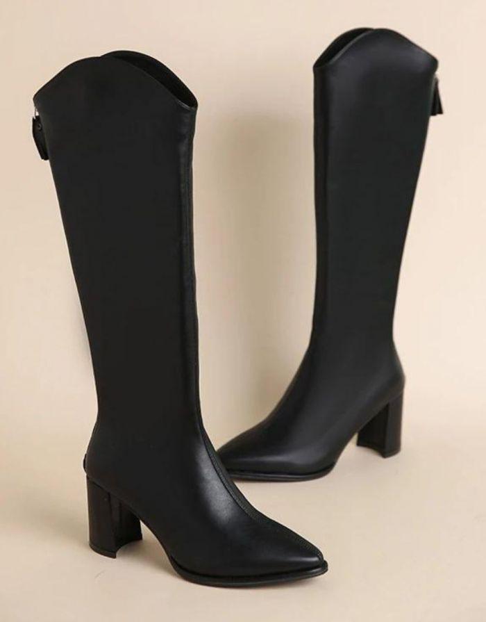 Bota Feminina Preta Clássica Cano Alto Simple