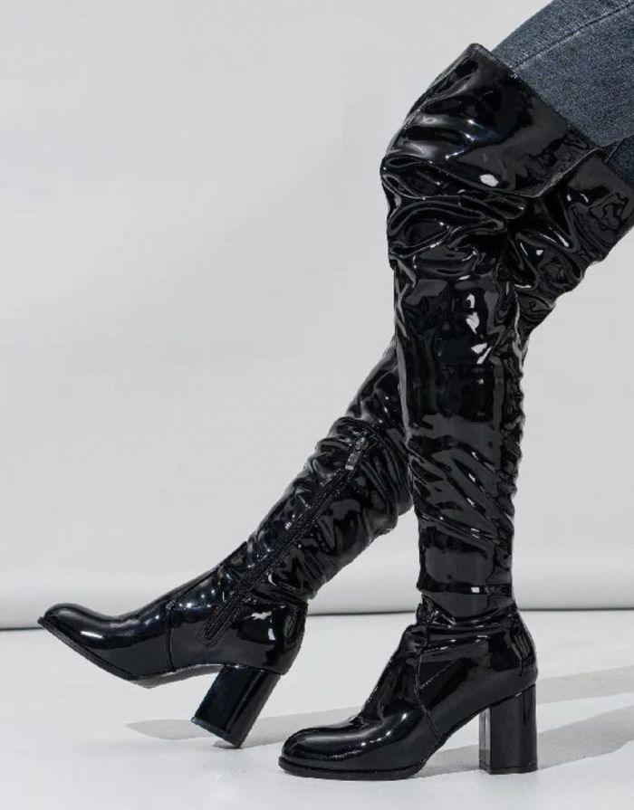 Bota Feminina Preta Couro Envernizado Salto Bloco