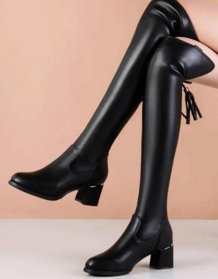 Bota Feminina Preta Over the knee Couro