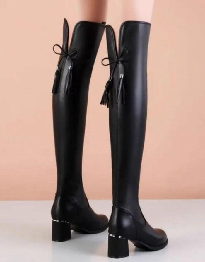 Bota Feminina Preta Over the knee Couro
