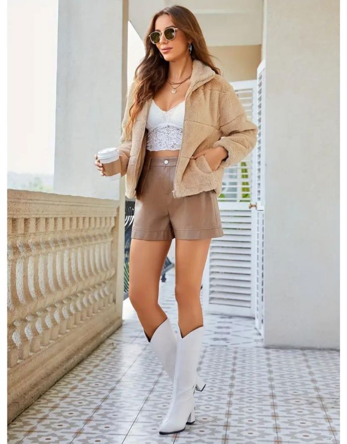 Casaco Bege Feminino Teddy Pele