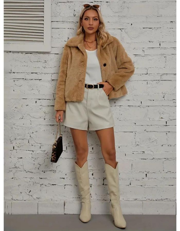 Casaco Bege Feminino Teddy Pele Fake
