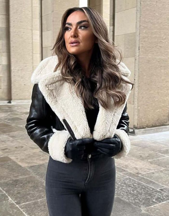 Jaqueta Preta Feminina De Couro Cropped Gola Pelucia