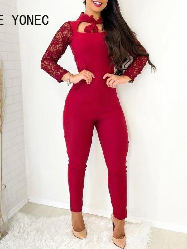 Macacão Feminino Vermelho de Renda Assimétrico