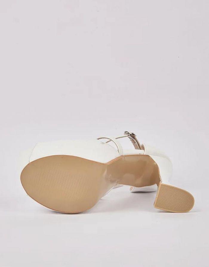 Sapato Feminino Branco Peep Toe Couro Envernizado