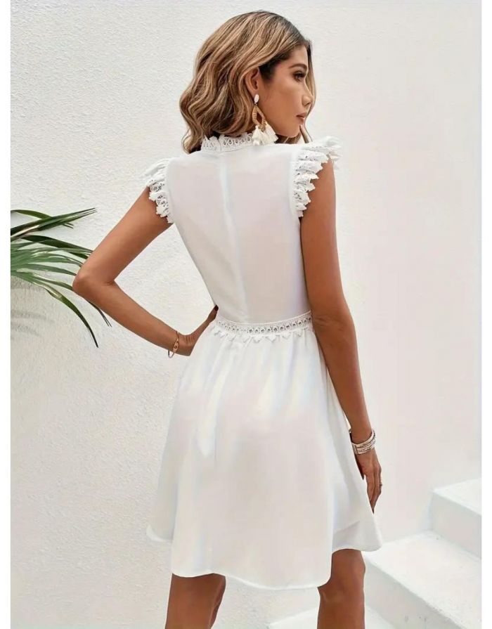 Vestido Branco De Renda Guipir Mangas Esvoaçantes