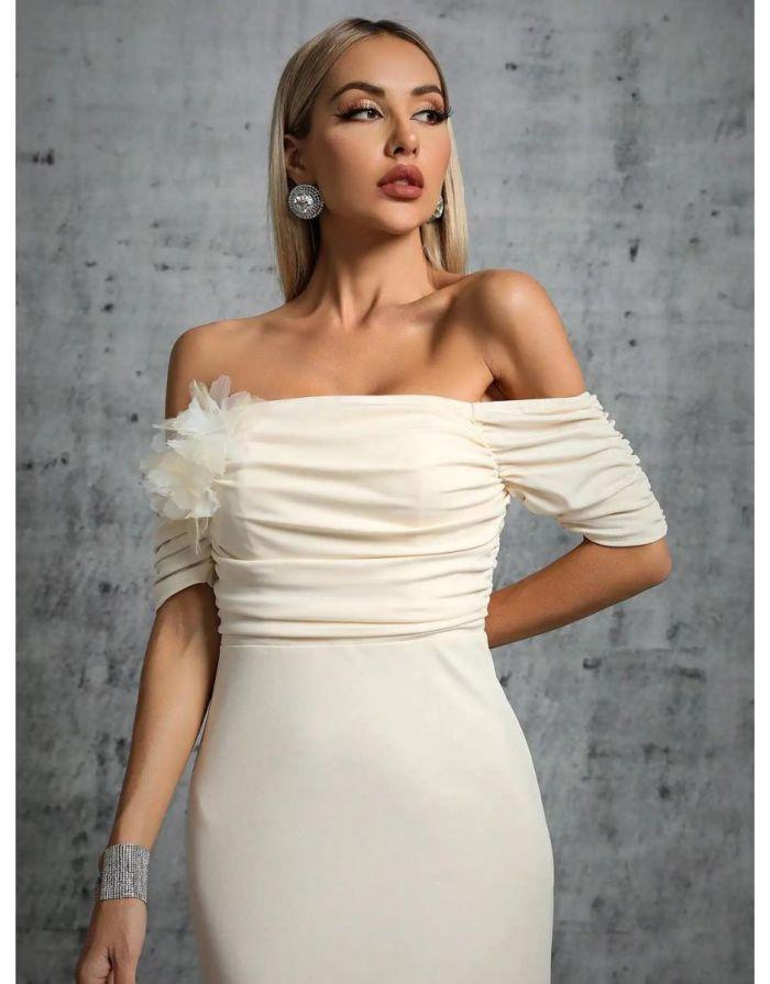 Vestido Marfim Longo Flor Tridimensional