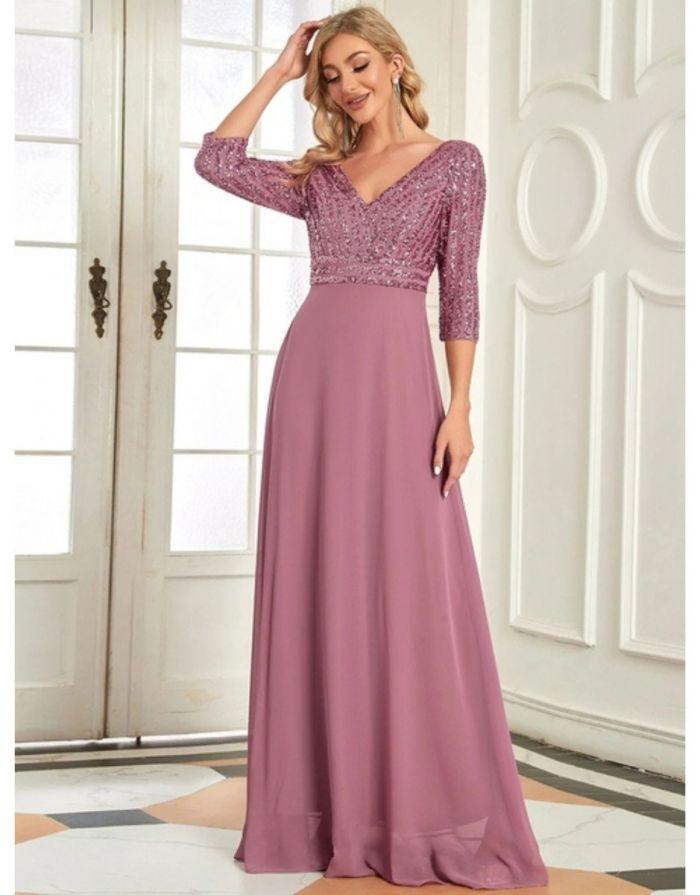 Vestido Orquídea Longo Decote em V Chiffon Contraste Lantejoula