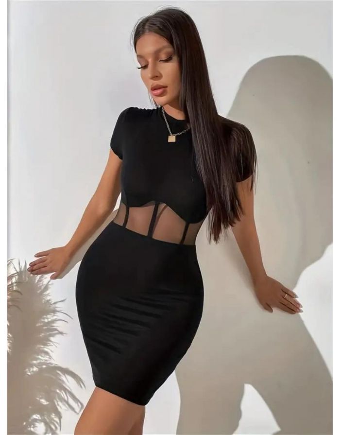 Vestido Preto Curto de Manga