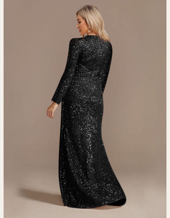 Vestido Preto Longo Lantejoula Gola V