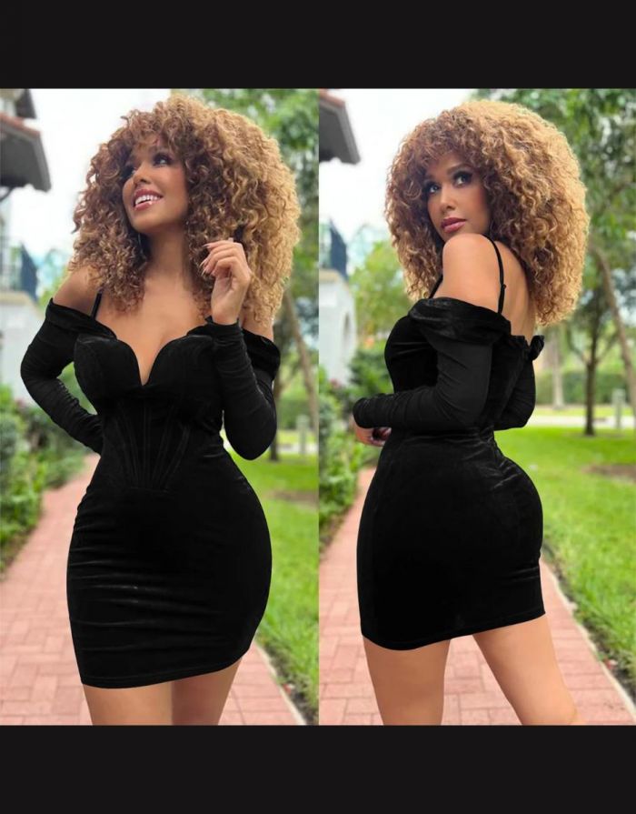 Vestido Preto Veludo Off Ombro Manga Longa
