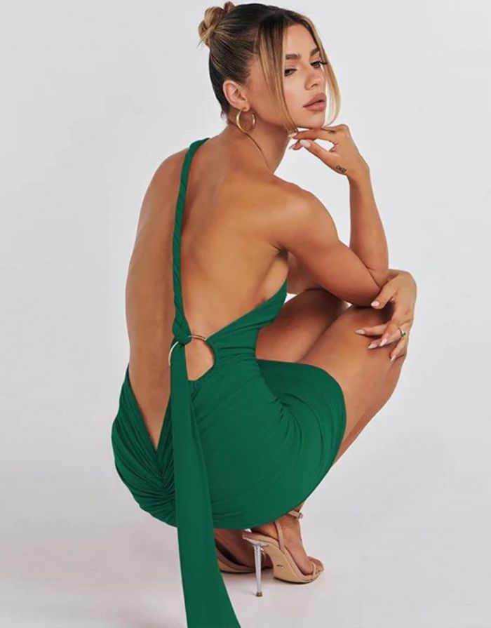 Vestido Verde Curto Anel de Metal