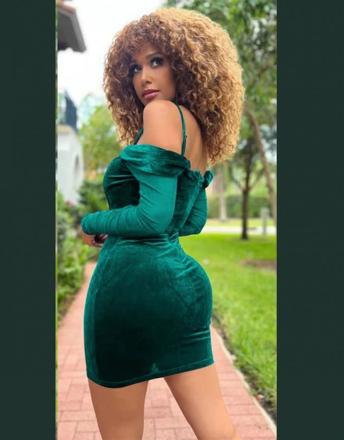 Vestido Verde Veludo Off Ombro Manga Longa