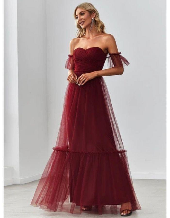 Vestido Vinho Borgonha Longo Tule Manga Babado