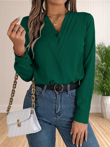 Blusa em Camadas com Decote em V Manga Longa