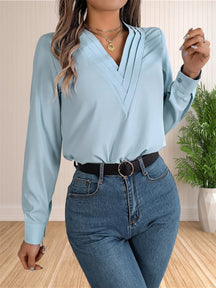 Blusa em Camadas com Decote em V Manga Longa