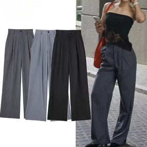 Calça Feminina Reta Listrada